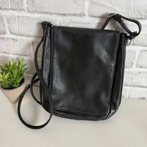 Vintage DayMakers Santa Barbara Black Pebbled Leather Anti-Theft Crossbody Bag